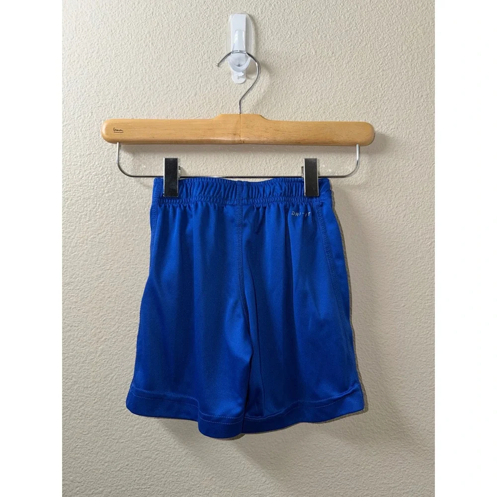 Boys Nike Drifit Shorts Size 4T